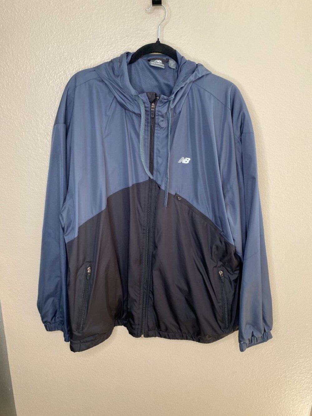 New Balance Mens 2XL Blue Hooded Lightweight Windbreaker Jacket Polyester